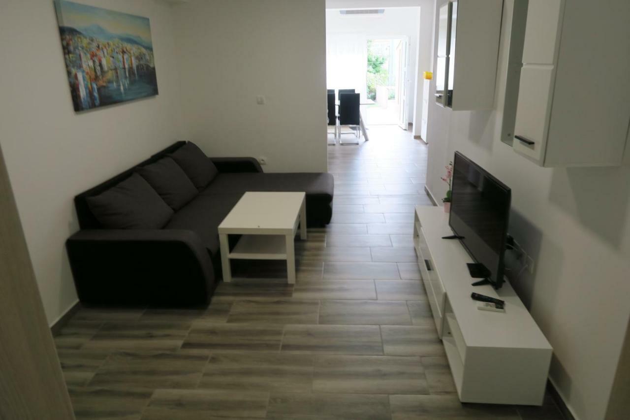 Family Apartment Baska  Exterior photo